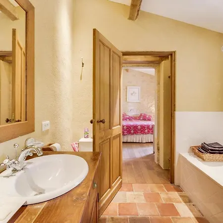 Вилла Sleeps 2 Pool Wifi Saint-Meard-de-Gurcon