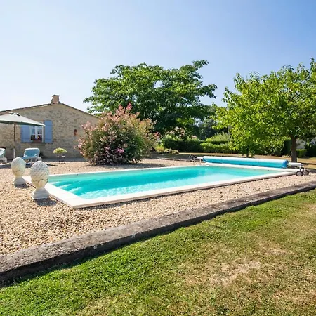 Вилла Sleeps 2 Pool Wifi